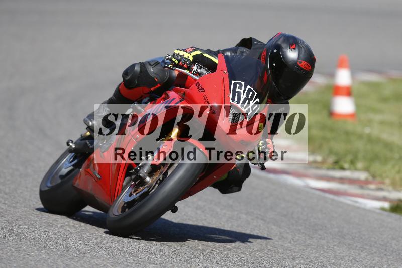 /17 17.05.2025 PROMAX ADR/Gruppe gelb/689